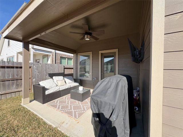 9907 Summer Peony Court, Baytown, TX 77521