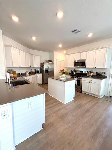 9907 Summer Peony Court, Baytown, TX 77521