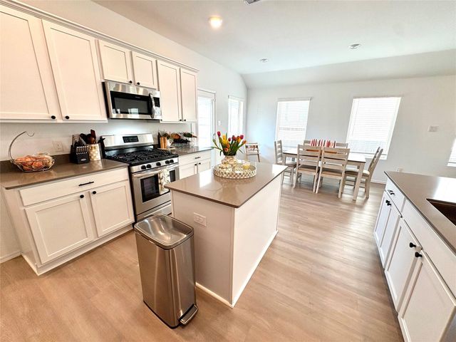 9907 Summer Peony Court, Baytown, TX 77521