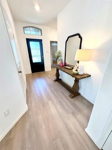 9907 Summer Peony Court, Baytown, TX 77521