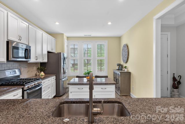 5539 Cheerful Lane, Charlotte, NC 28215