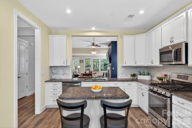 5539 Cheerful Lane, Charlotte, NC 28215