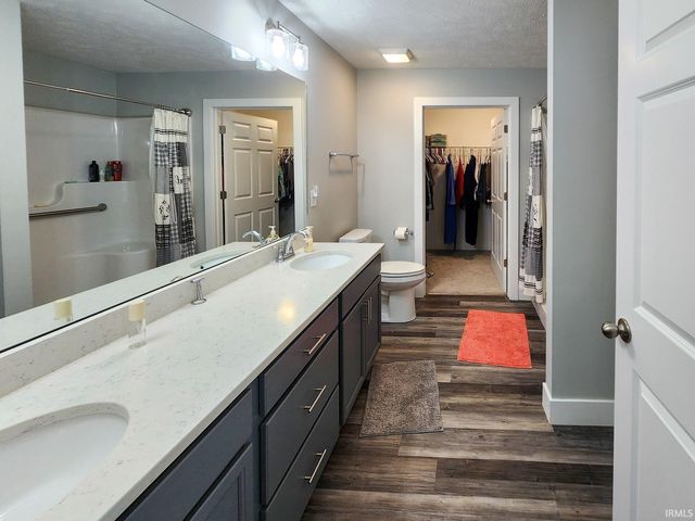 1120 WATERSHIP Drive, Evansville, IN 47725