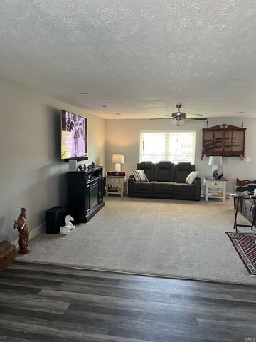 1120 WATERSHIP Drive, Evansville, IN 47725