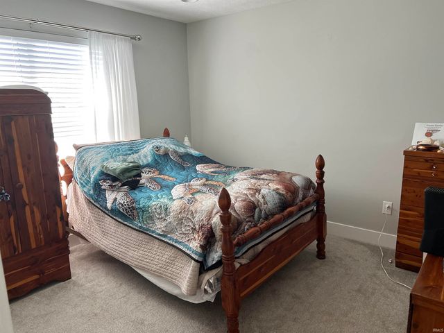 1120 WATERSHIP Drive, Evansville, IN 47725