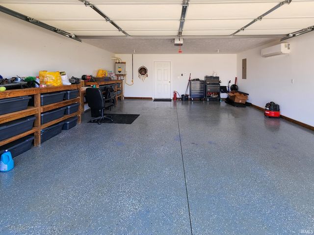 1120 WATERSHIP Drive, Evansville, IN 47725