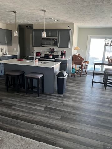 1120 WATERSHIP Drive, Evansville, IN 47725