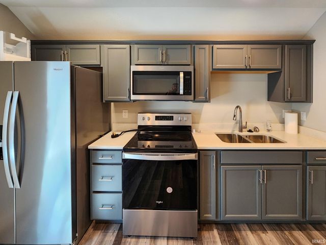 1120 WATERSHIP Drive, Evansville, IN 47725