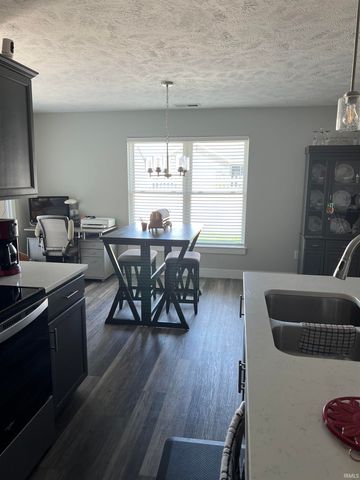 1120 WATERSHIP Drive, Evansville, IN 47725