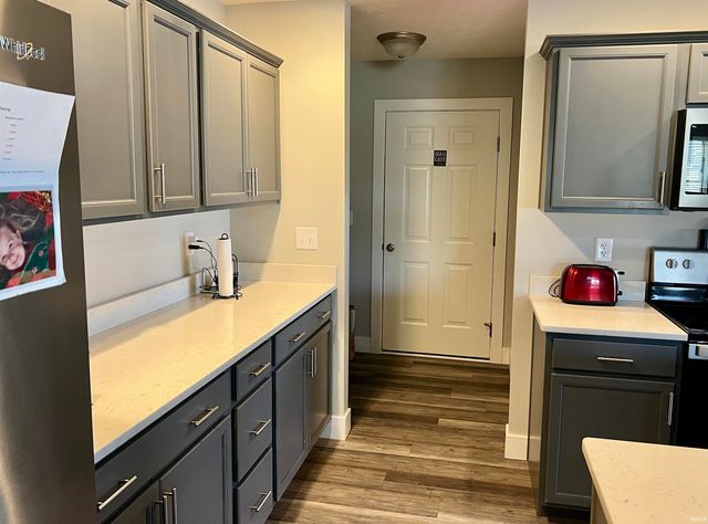 1120 WATERSHIP Drive, Evansville, IN 47725