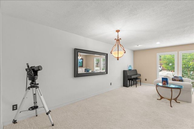 1121 Pyrite Way, Modesto, CA 95355