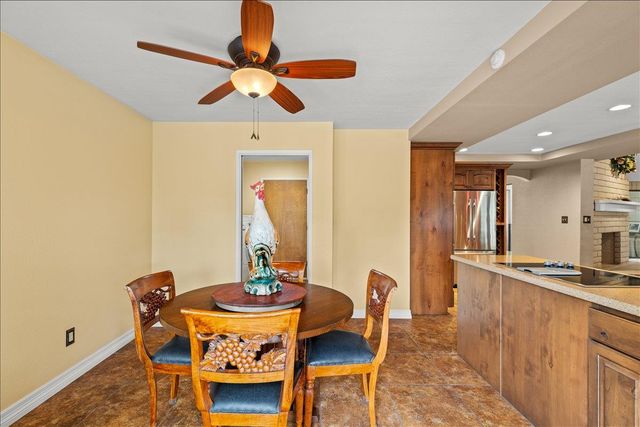 1121 Pyrite Way, Modesto, CA 95355