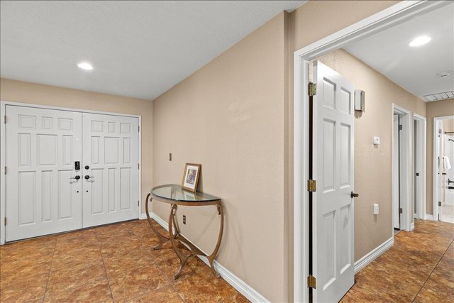 1121 Pyrite Way, Modesto, CA 95355