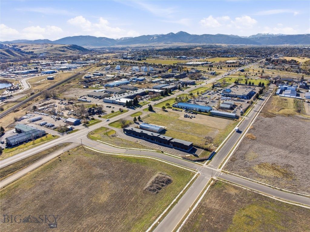 2777 N 7th Avenue, Bozeman, MT 59715 photo 32