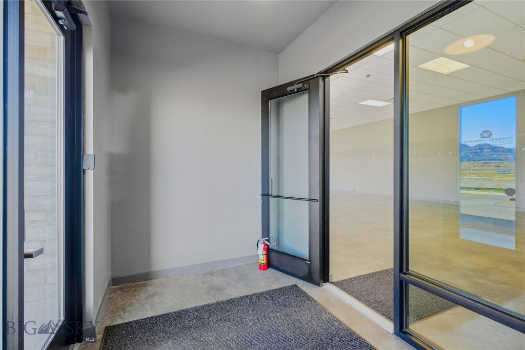 2777 N 7th Avenue, Bozeman, MT 59715 photo 4