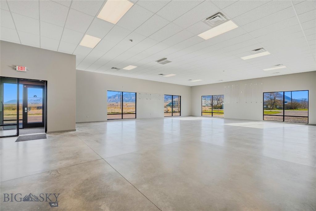 2777 N 7th Avenue, Bozeman, MT 59715 photo 5