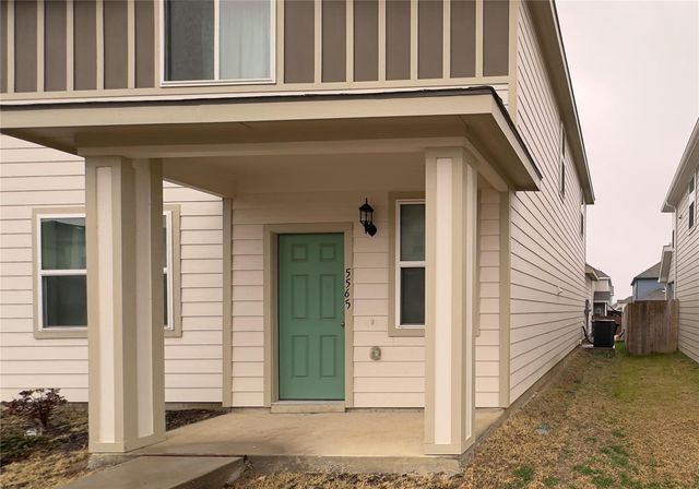 5565 Willamette Drive, Fort Worth, TX 76119