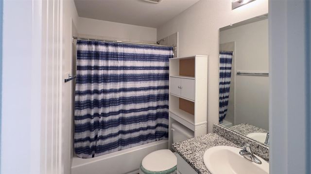 5565 Willamette Drive, Fort Worth, TX 76119