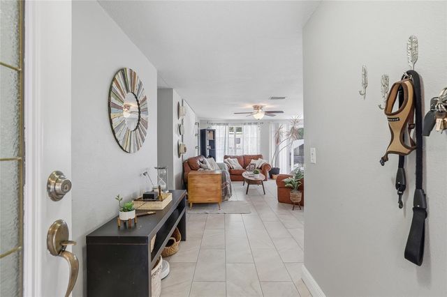 7313 BROOKVIEW CIRCLE, Tampa, FL 33634