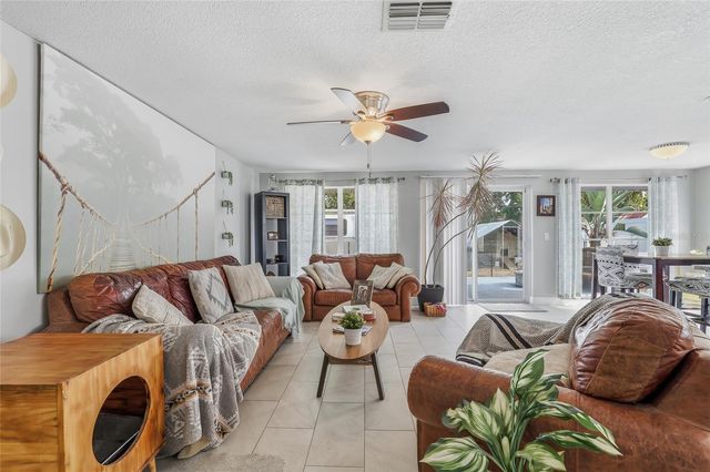 7313 BROOKVIEW CIRCLE, Tampa, FL 33634