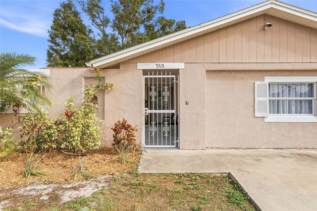 7313 BROOKVIEW CIRCLE, Tampa, FL 33634