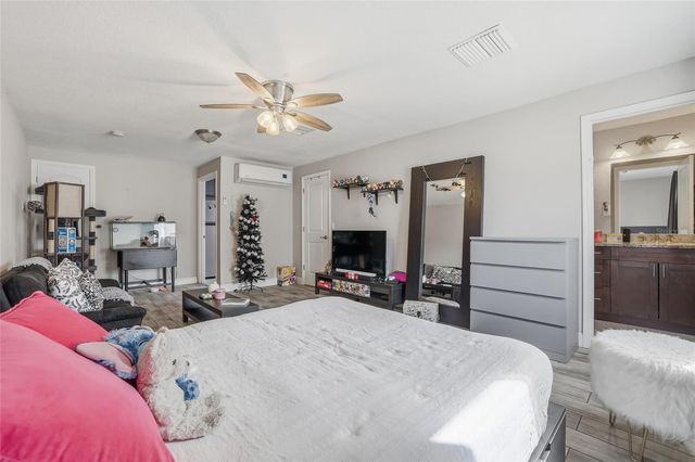 7313 BROOKVIEW CIRCLE, Tampa, FL 33634