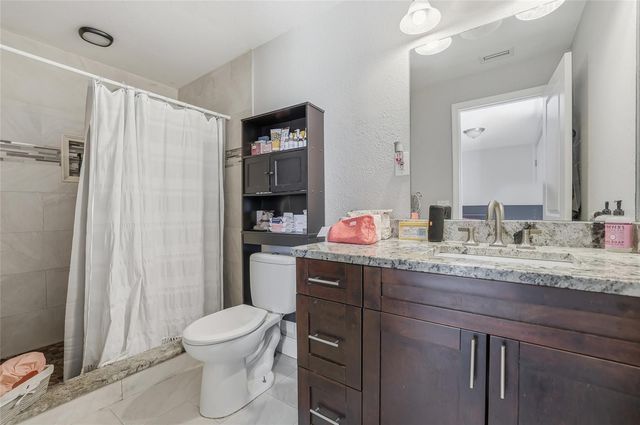 7313 BROOKVIEW CIRCLE, Tampa, FL 33634