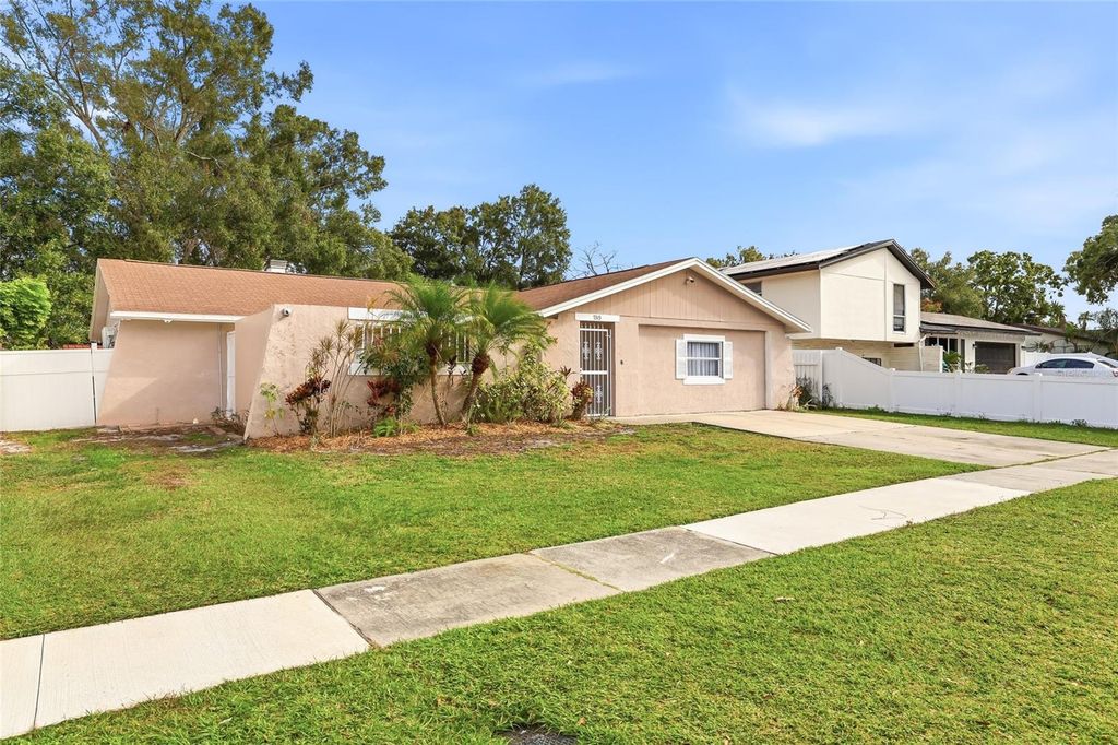 7313 BROOKVIEW CIRCLE, Tampa, FL 33634