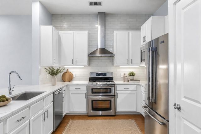2520 Bluebonnet LN 52, Austin, TX 78704