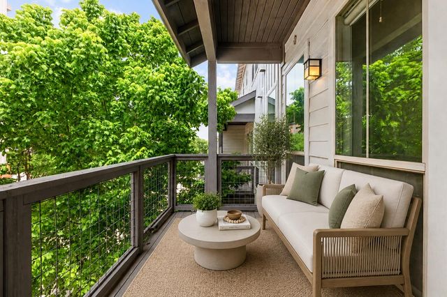 2520 Bluebonnet LN 52, Austin, TX 78704