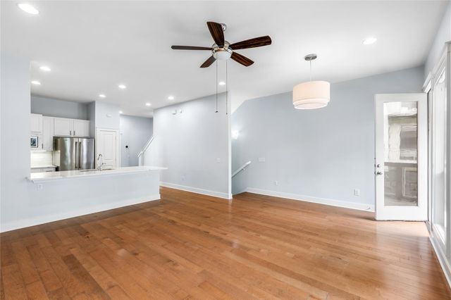 2520 Bluebonnet LN 52, Austin, TX 78704