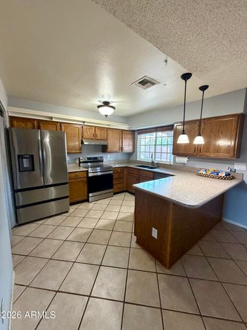 502 E GABRILLA Drive, Casa Grande, AZ 85122