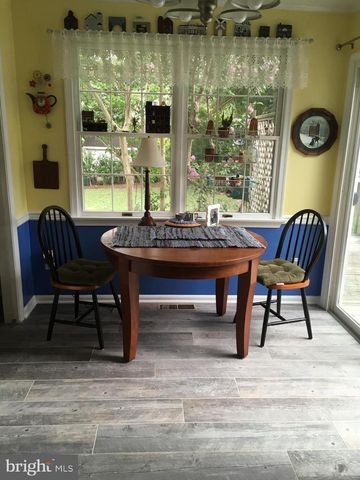 4027 MAPLE ST, Fairfax, VA 22030