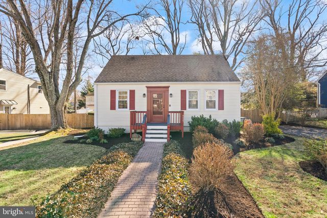 4027 MAPLE ST, Fairfax, VA 22030