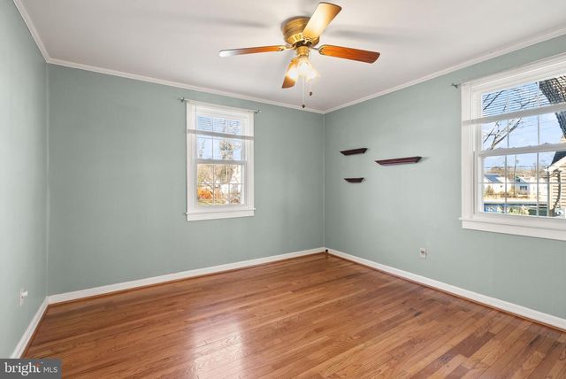 4027 MAPLE ST, Fairfax, VA 22030