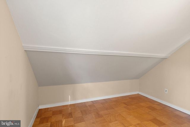 4027 MAPLE ST, Fairfax, VA 22030