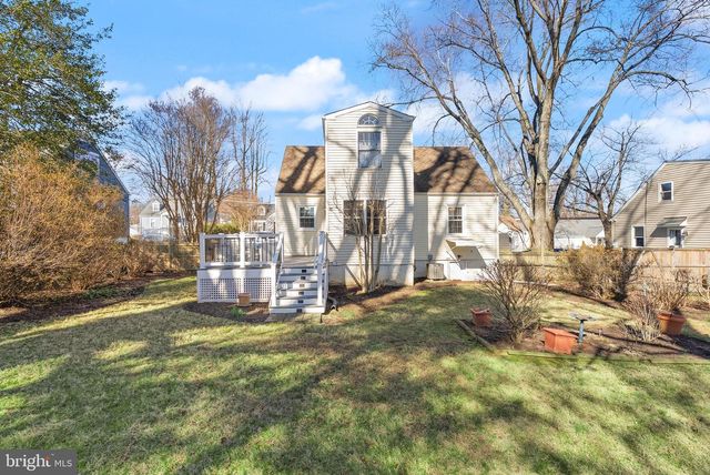 4027 MAPLE ST, Fairfax, VA 22030