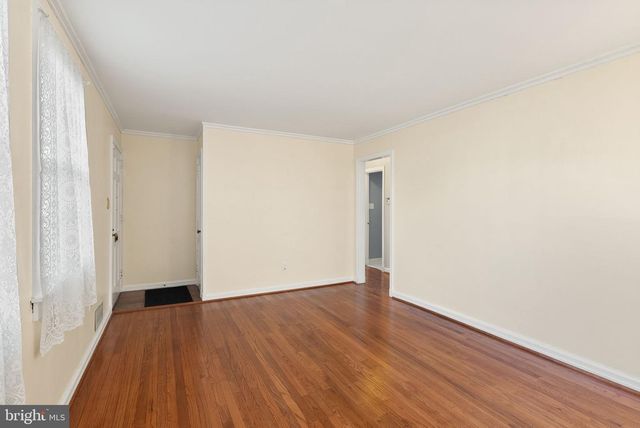 4027 MAPLE ST, Fairfax, VA 22030