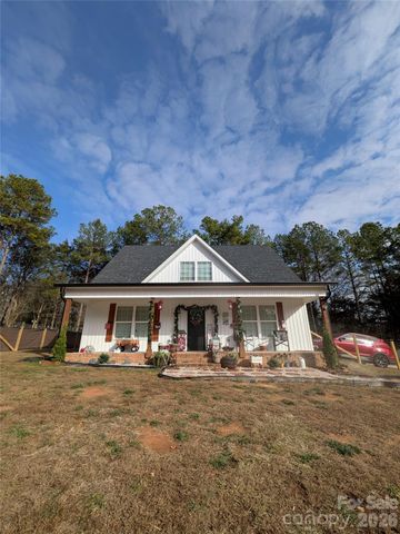 4592 Reid Road, Edgemoor, SC 29712