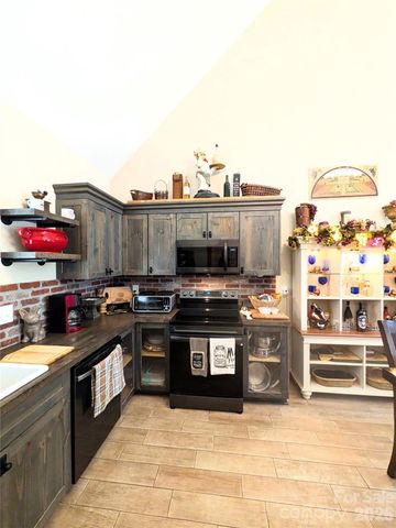 4592 Reid Road, Edgemoor, SC 29712