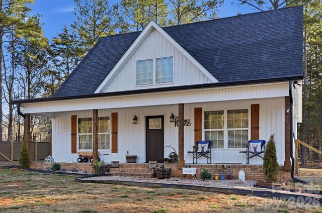 4592 Reid Road, Edgemoor, SC 29712