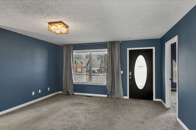 546 Heartland Ln, Murfreesboro, TN 37127