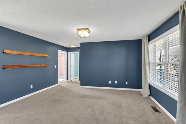 546 Heartland Ln, Murfreesboro, TN 37127