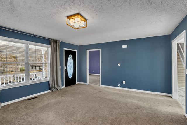 546 Heartland Ln, Murfreesboro, TN 37127