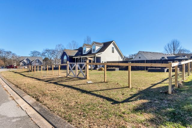 546 Heartland Ln, Murfreesboro, TN 37127