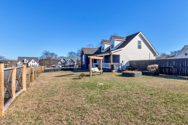 546 Heartland Ln, Murfreesboro, TN 37127