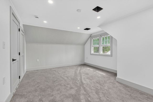 8 Bartlett St, Peabody, MA 01960