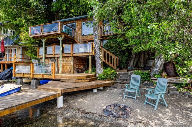 35030 North Shore Drive, Mount Vernon, WA 98274