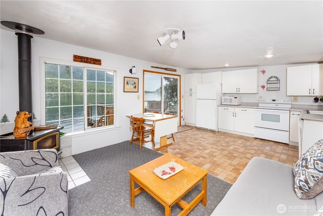 35030 North Shore Drive, Mount Vernon, WA 98274
