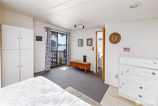 35030 North Shore Drive, Mount Vernon, WA 98274